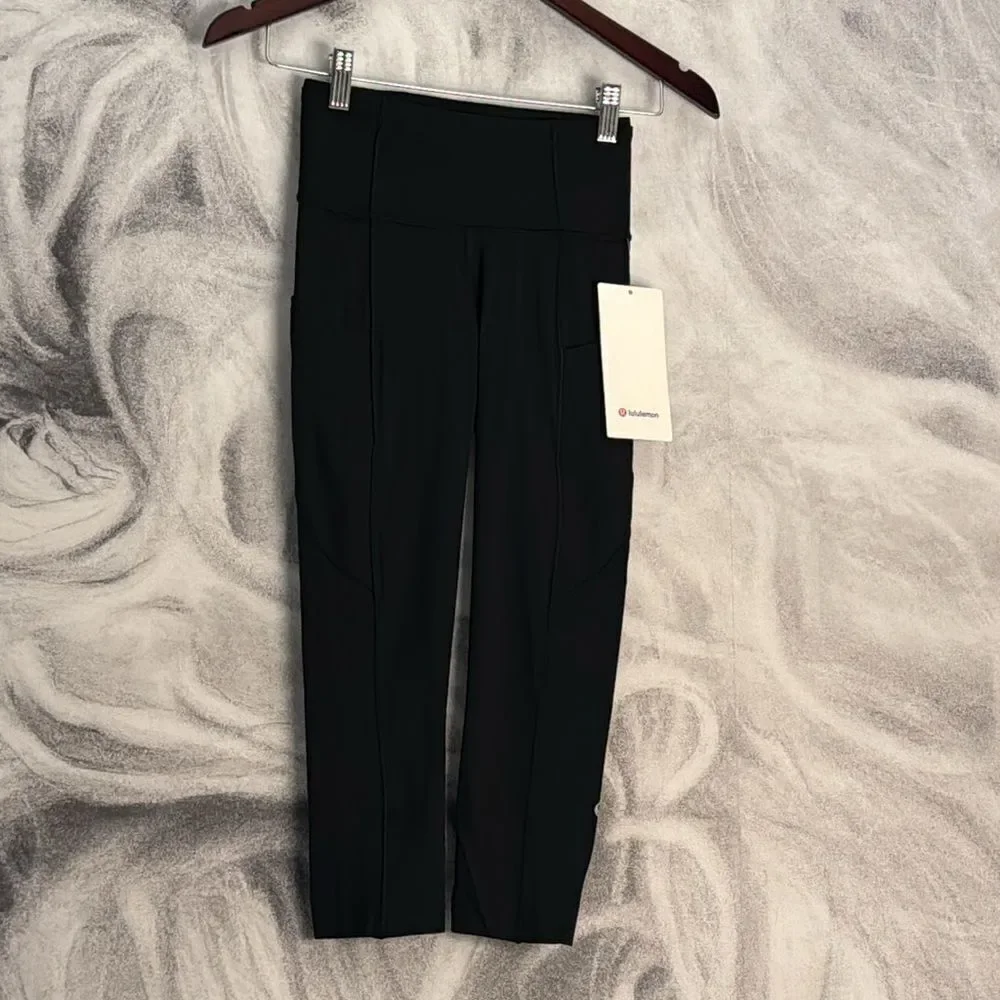 Lululemon Fast and Free Crop 19
